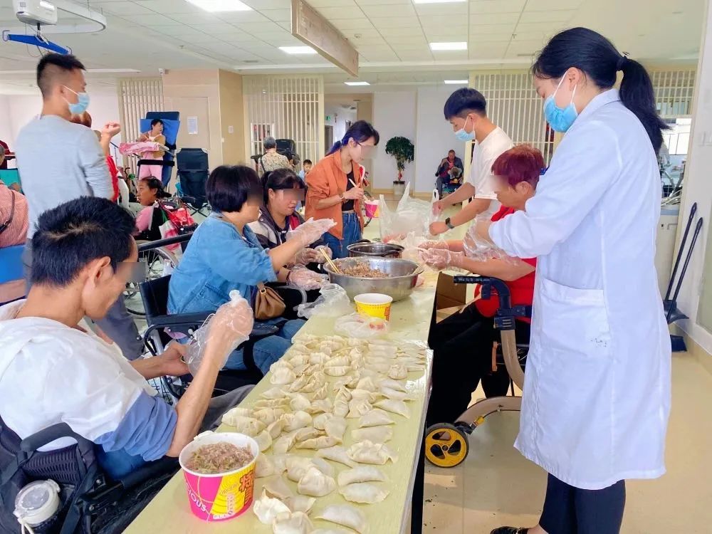 【保山安利醫(yī)院】“濃濃餃子香，深深關(guān)愛情”保山市殘聯(lián)肢體殘疾患者社會融入活動