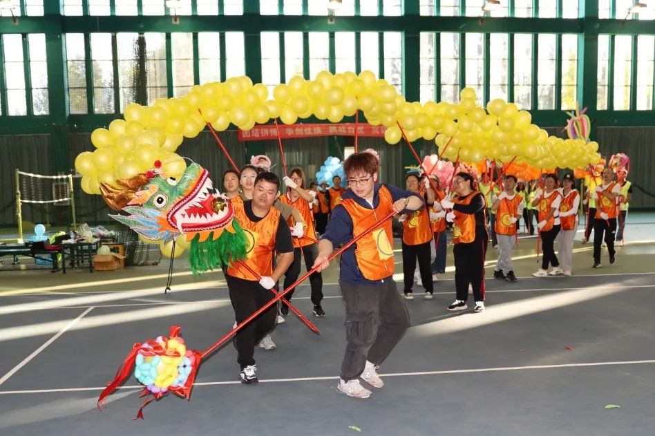 “同心同行，聚力共贏”安利醫(yī)院?jiǎn)T工拓展訓(xùn)練!